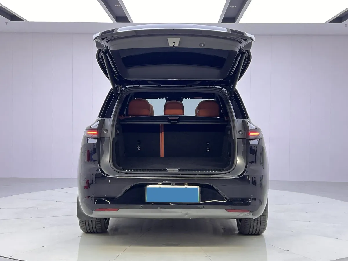 2024 Li L6 Range Extended 154HP L4 REEV 36.8KWH,autocango,china used car exporter,china ev exporter,chinese used car exporter,chinese used ev exporter