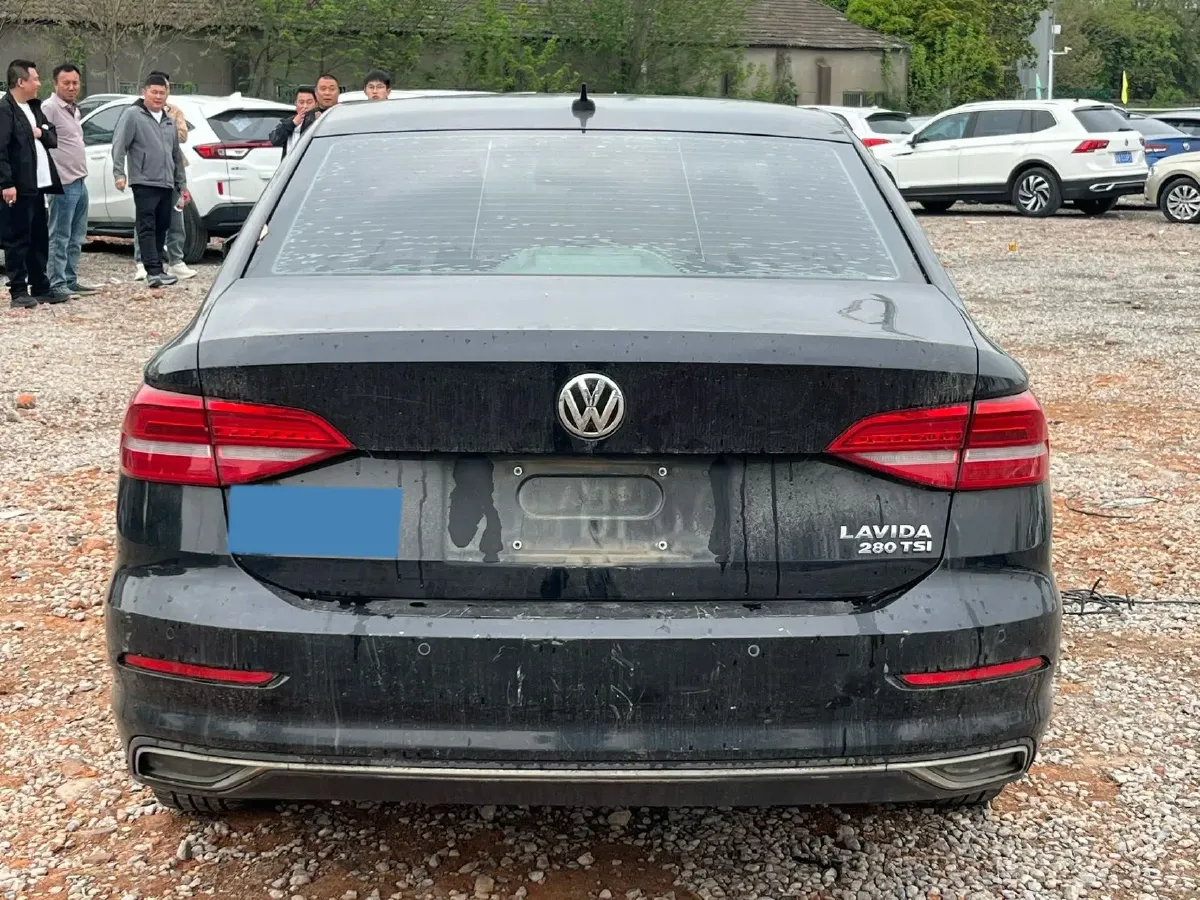 2018 Skoda Karoq 1.4T 150HP L4 7DCT,autocango,china used car exporter,china ev exporter,chinese used car exporter,chinese used ev exporter