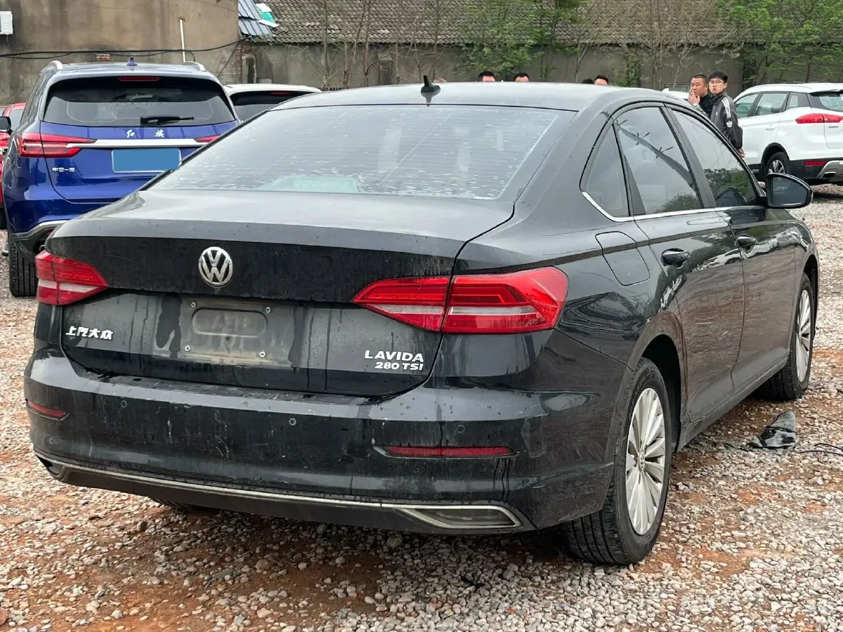 2018 Skoda Karoq 1.4T 150HP L4 7DCT,autocango,china used car exporter,china ev exporter,chinese used car exporter,chinese used ev exporter