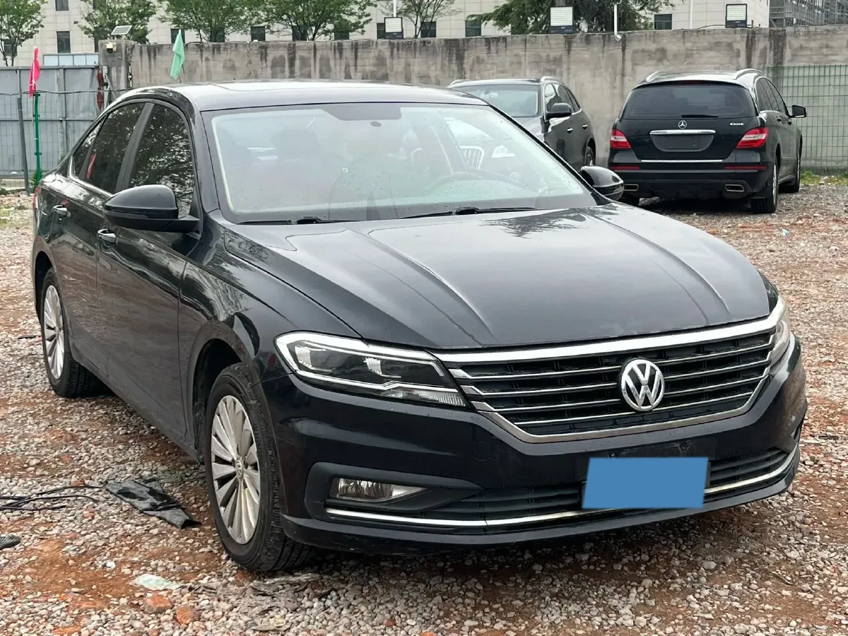 2018 Skoda Karoq 1.4T 150HP L4 7DCT,autocango,china used car exporter,china ev exporter,chinese used car exporter,chinese used ev exporter