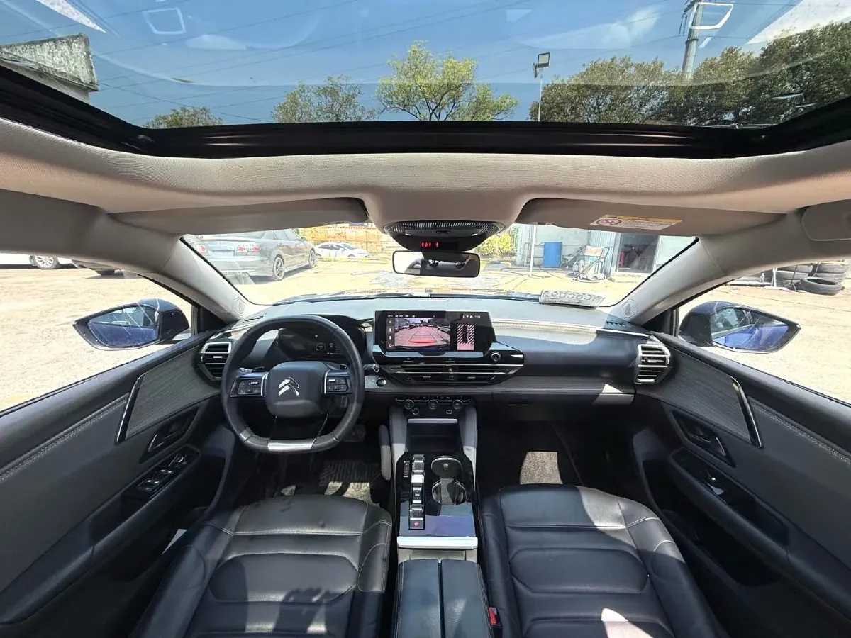 2021 Citroen C5 X 1.6T 175HP L4 8AT,autocango,china used car exporter,china ev exporter,chinese used car exporter,chinese used ev exporter