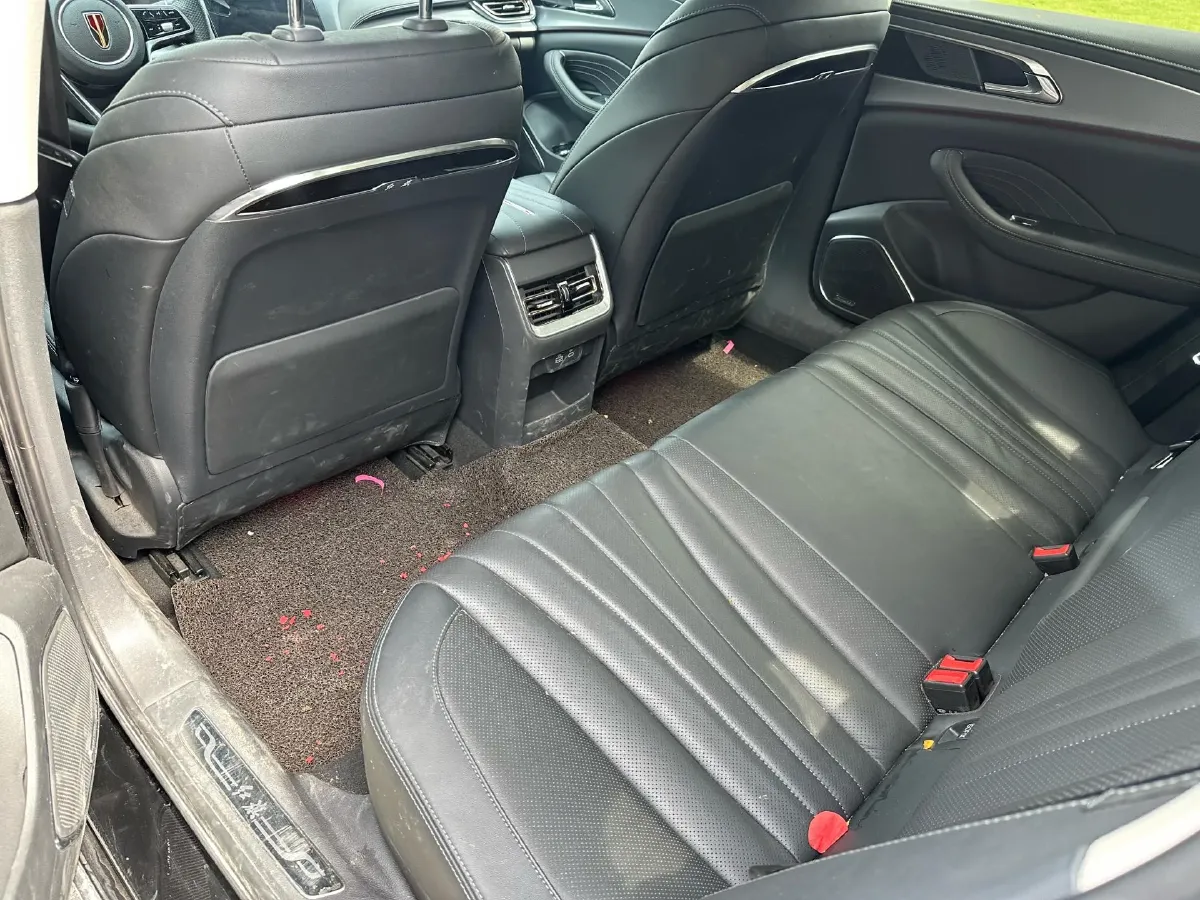 2024 HongQi H5 2.0T 224HP L4 8AT,autocango,china used car exporter,china ev exporter,chinese used car exporter,chinese used ev exporter