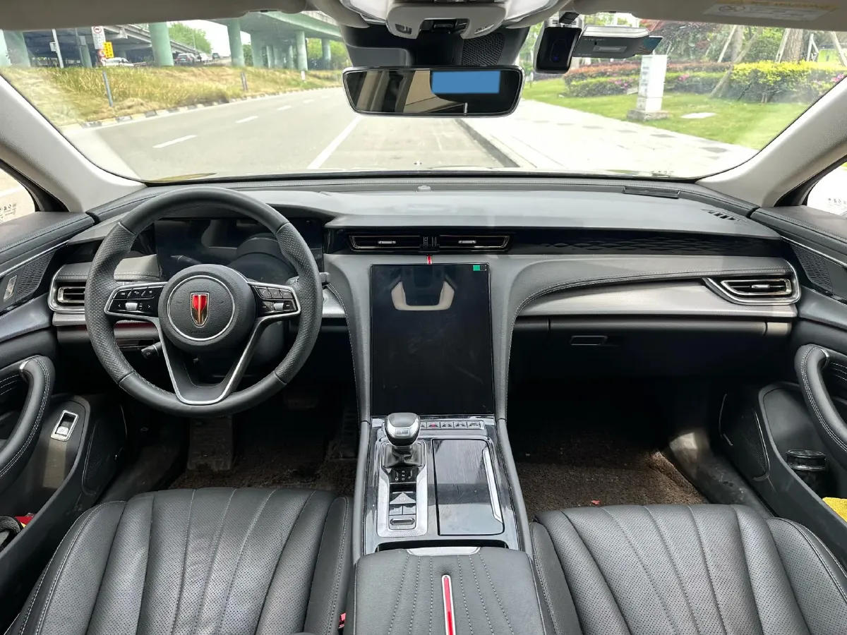 2024 HongQi H5 2.0T 224HP L4 8AT,autocango,china used car exporter,china ev exporter,chinese used car exporter,chinese used ev exporter