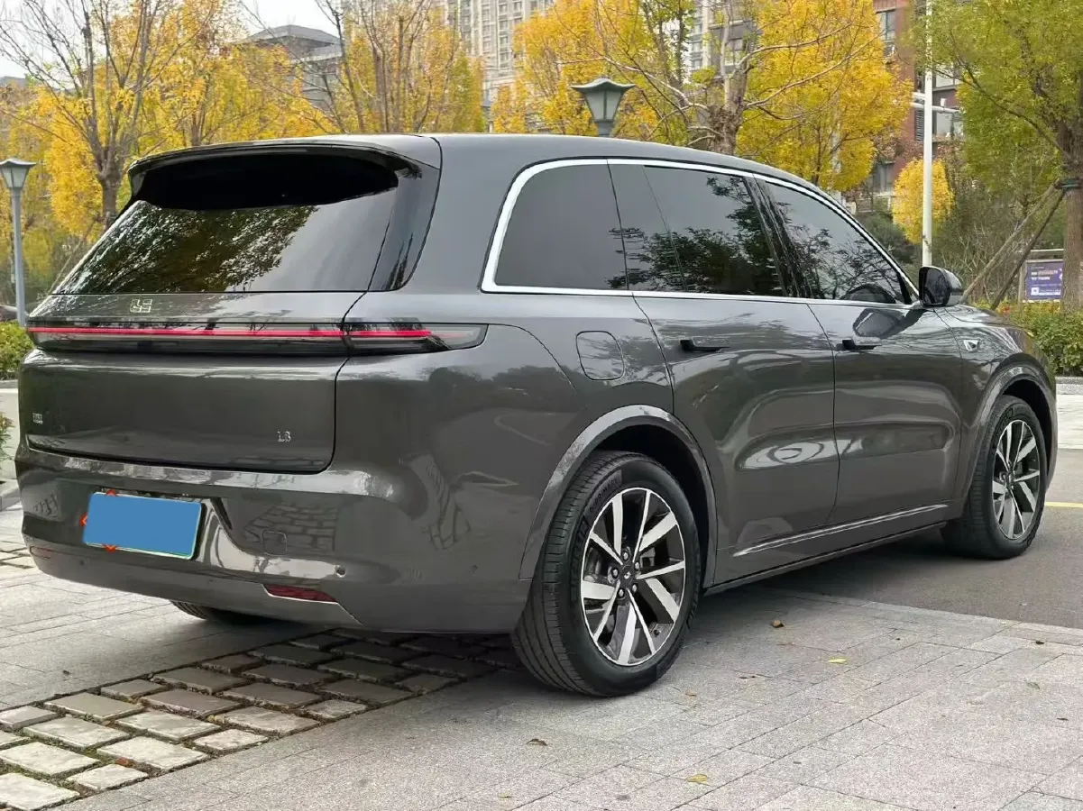 2023 Li L8 Range Extended 154HP REEV 40.9KWH,autocango,china used car exporter,china ev exporter,chinese used car exporter,chinese used ev exporter
