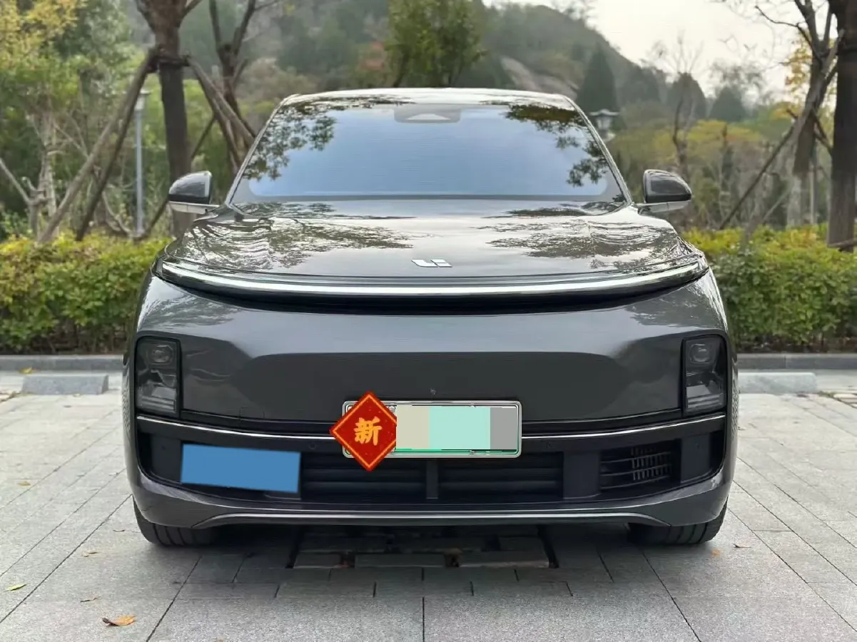 2023 Li L8 Range Extended 154HP REEV 40.9KWH,autocango,china used car exporter,china ev exporter,chinese used car exporter,chinese used ev exporter