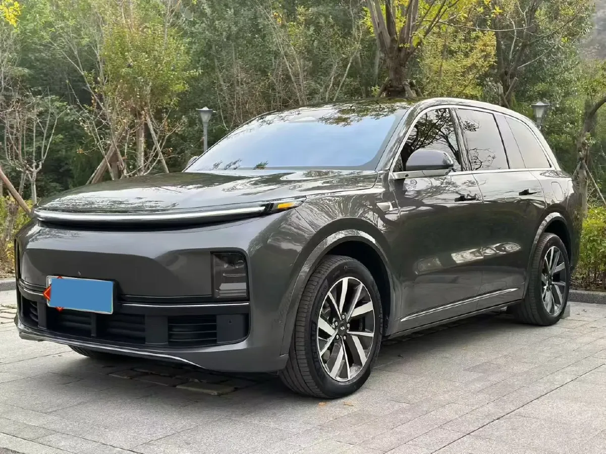 2023 Li L8 Range Extended 154HP REEV 40.9KWH,autocango,china used car exporter,china ev exporter,chinese used car exporter,chinese used ev exporter