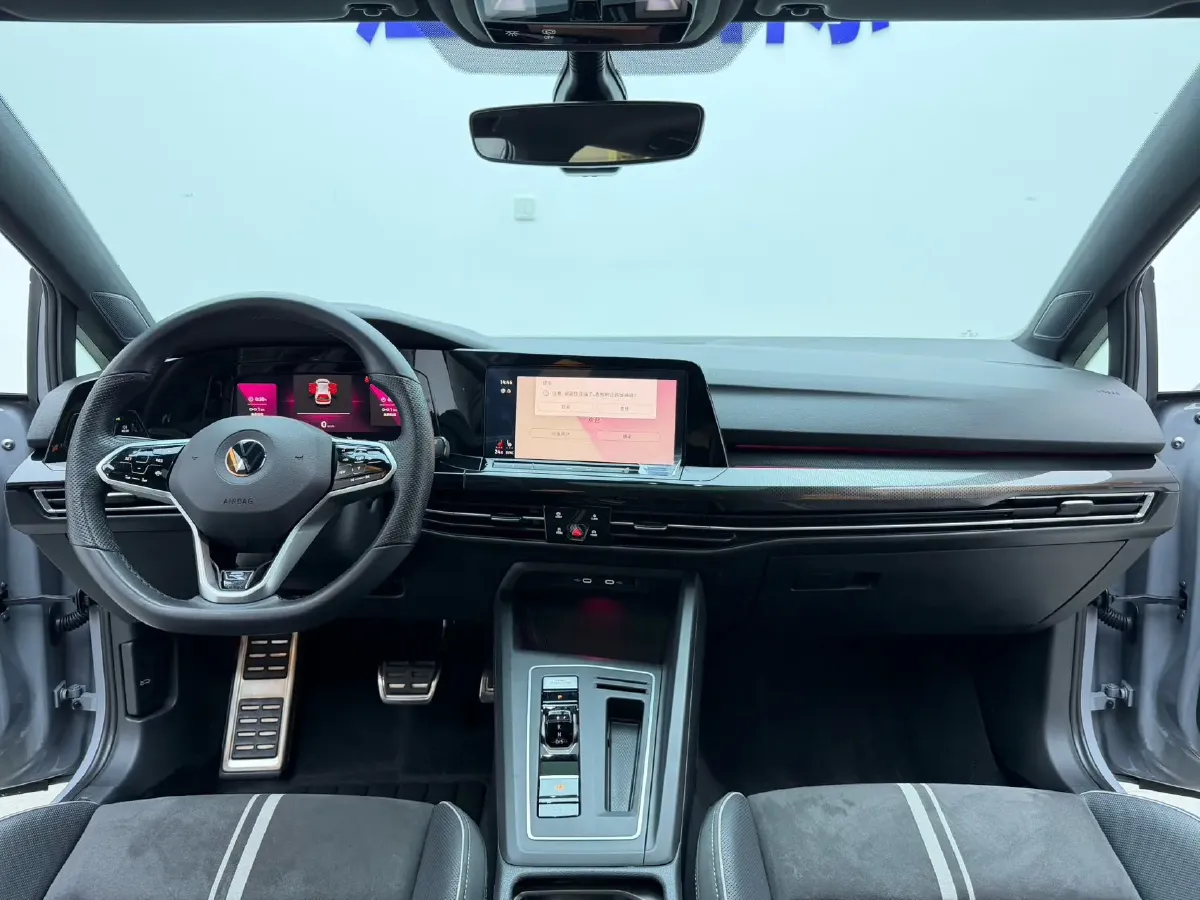 2023 Volkswagen Golf 1.4T 150HP L4 7DCT,autocango,china used car exporter,china ev exporter,chinese used car exporter,chinese used ev exporter