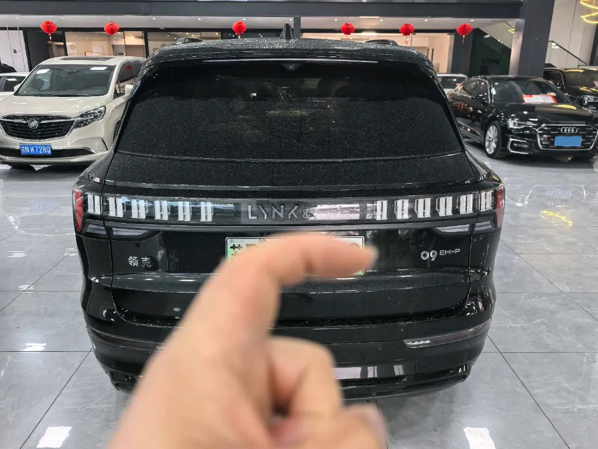 2025 LYNK&CO 09 EM-P 2.0T 254HP L4 3DHT PHEV,autocango,china used car exporter,china ev exporter,chinese used car exporter,chinese used ev exporter