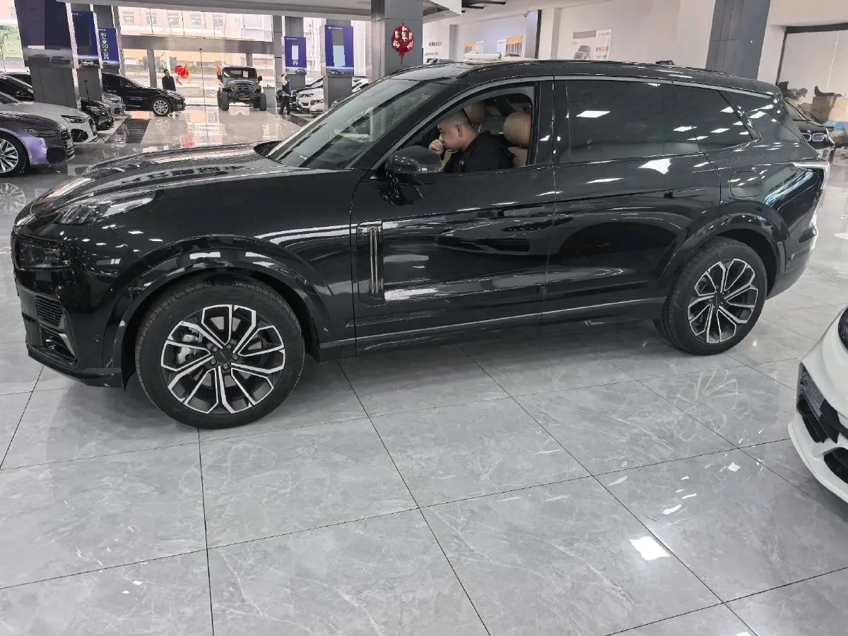 2025 LYNK&CO 09 EM-P 2.0T 254HP L4 3DHT PHEV,autocango,china used car exporter,china ev exporter,chinese used car exporter,chinese used ev exporter