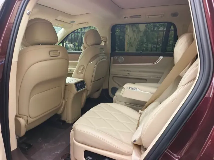 2025 AITO AITO M9 BEV 100KWH,autocango,china used car exporter,china ev exporter,chinese used car exporter,chinese used ev exporter