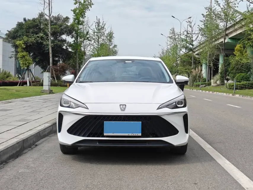 2023 Roewe i5 1.5L 129HP L4 CVT,autocango,china used car exporter,china ev exporter,chinese used car exporter,chinese used ev exporter