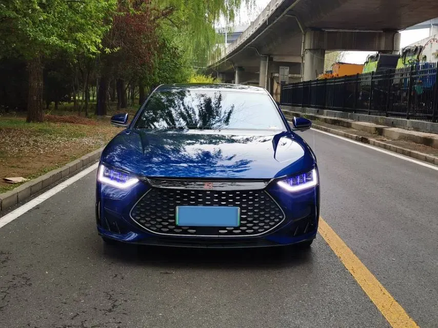 2022 Volkswagen Tiguan L 2.0T 186HP L4 7DCT,autocango,china used car exporter,china ev exporter,chinese used car exporter,chinese used ev exporter