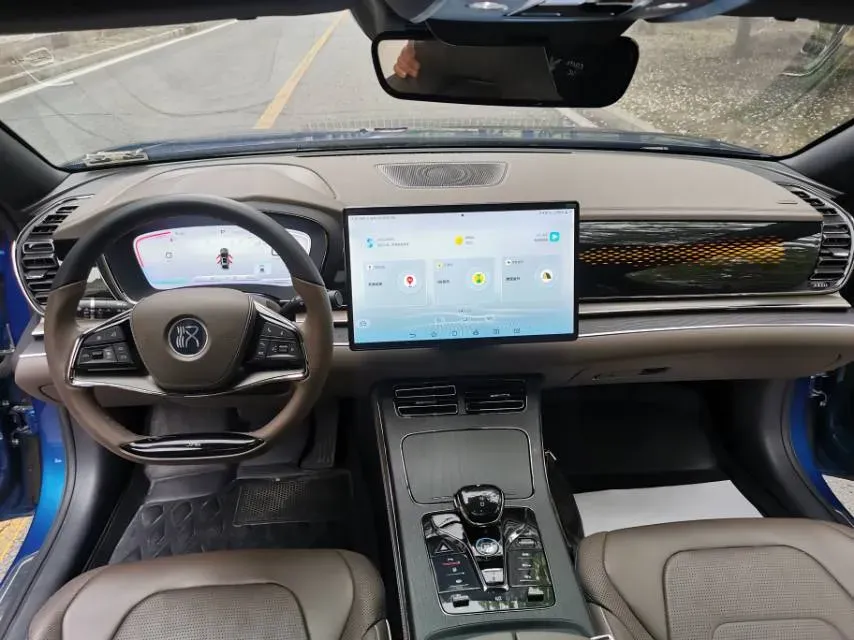 2022 Volkswagen Tiguan L 2.0T 186HP L4 7DCT,autocango,china used car exporter,china ev exporter,chinese used car exporter,chinese used ev exporter