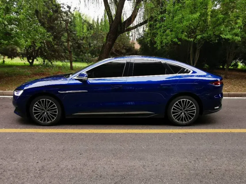 2022 Volkswagen Tiguan L 2.0T 186HP L4 7DCT,autocango,china used car exporter,china ev exporter,chinese used car exporter,chinese used ev exporter