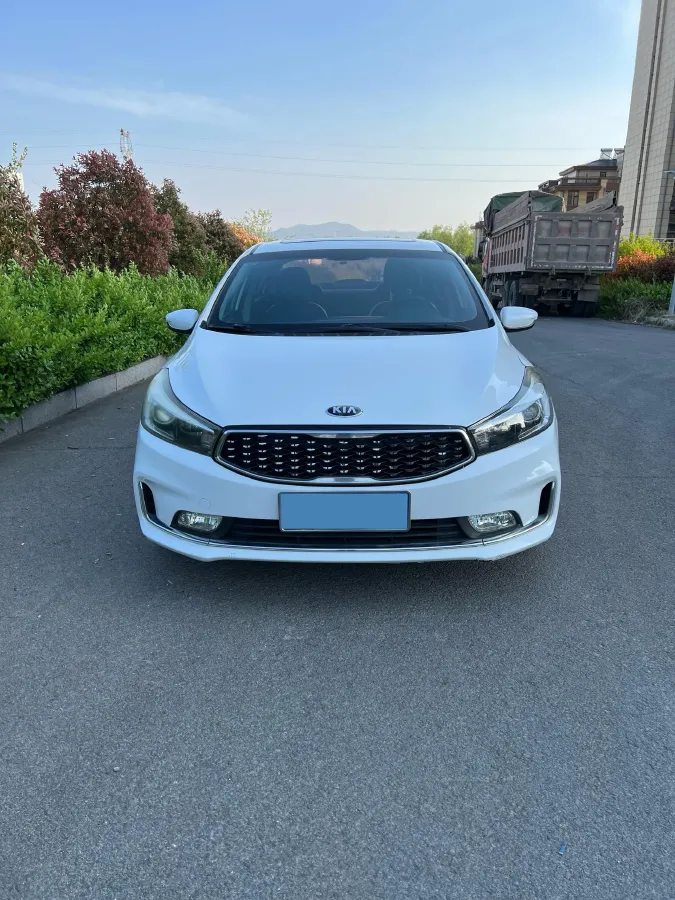 2017 Kia K3 1.6L 128HP L4 6AT,autocango,china used car exporter,china ev exporter,chinese used car exporter,chinese used ev exporter