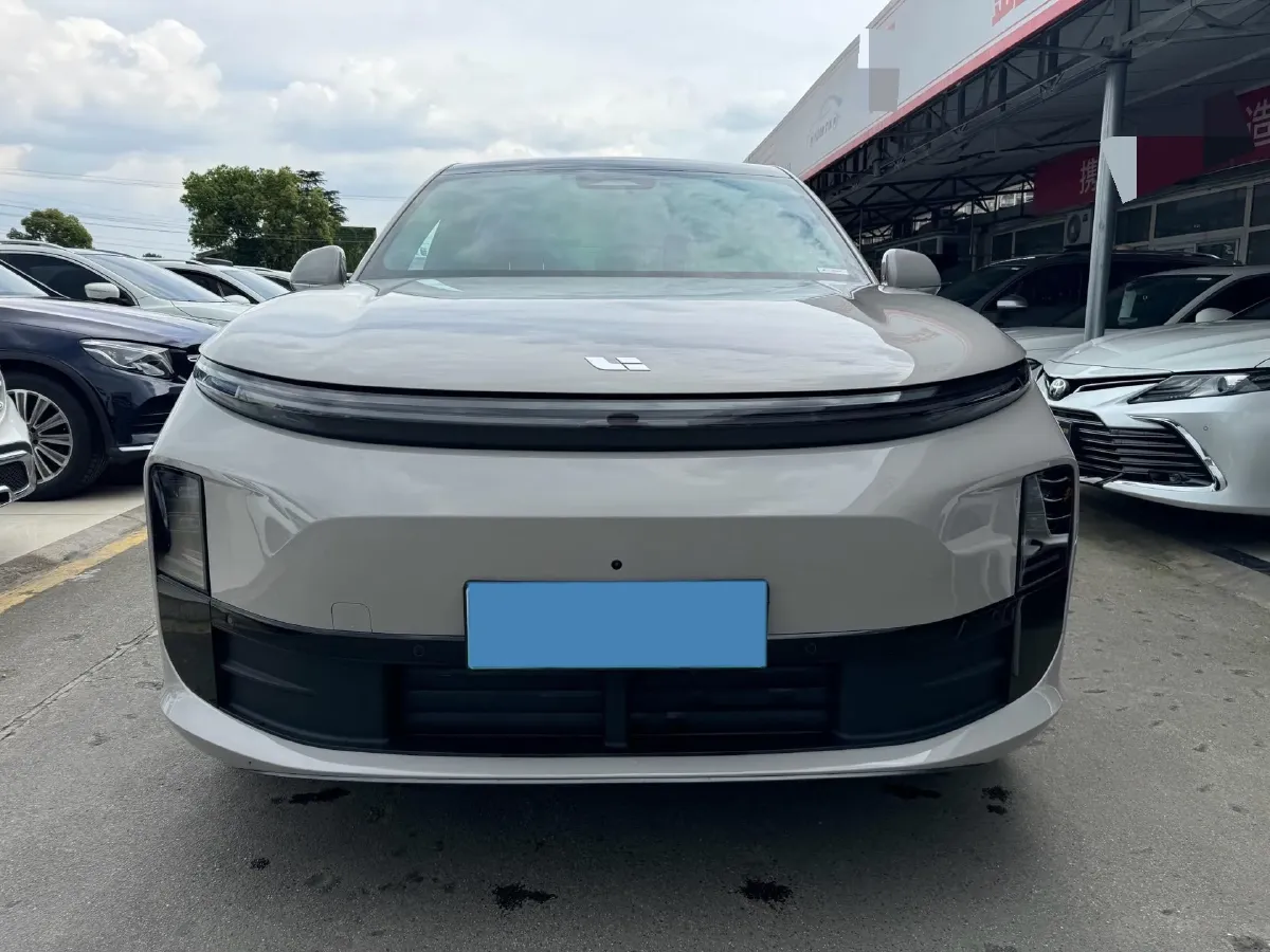 2024 Li L6 Range Extended 154HP L4 REEV 36.8KWH,autocango,china used car exporter,china ev exporter,chinese used car exporter,chinese used ev exporter