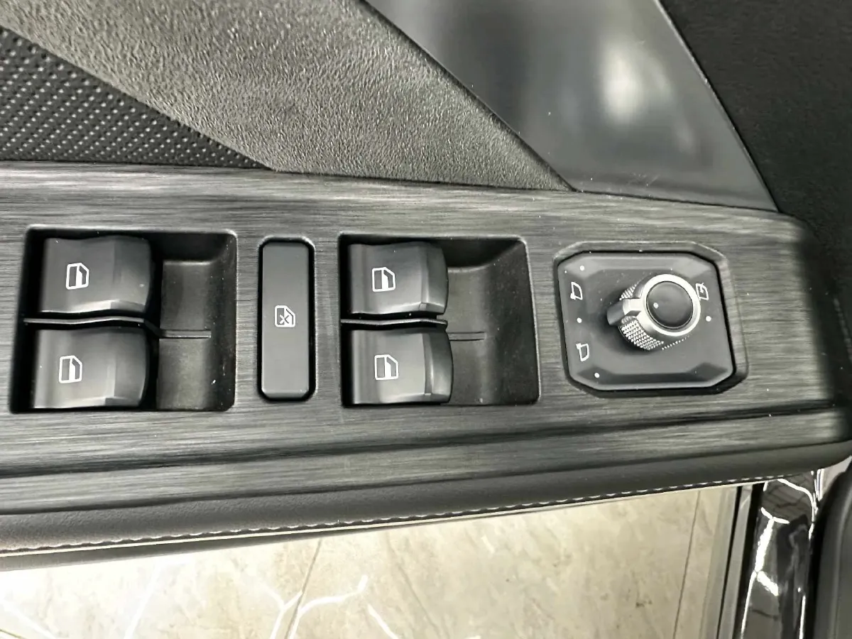 2021 Haval H6 1.5T 150HP L4 7DCT,autocango,china used car exporter,china ev exporter,chinese used car exporter,chinese used ev exporter