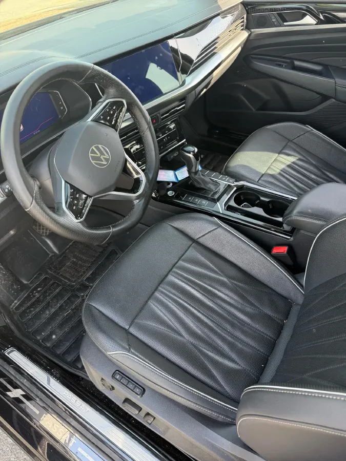 2023 Volkswagen Passat 2.0T 186HP L4 7DCT,autocango,china used car exporter,china ev exporter,chinese used car exporter,chinese used ev exporter