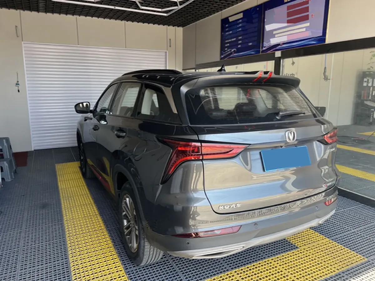 2022 ChangAn CS75 Plus 1.5T 178HP L4 6AT,autocango,china used car exporter,china ev exporter,chinese used car exporter,chinese used ev exporter