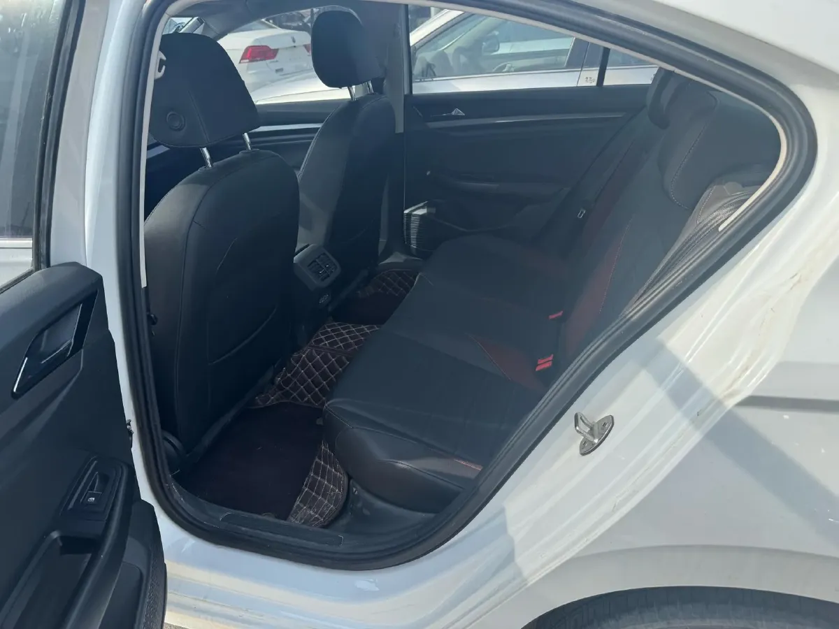 2020 Volkswagen Bora 1.5L 113HP L4 6AT,autocango,china used car exporter,china ev exporter,chinese used car exporter,chinese used ev exporter