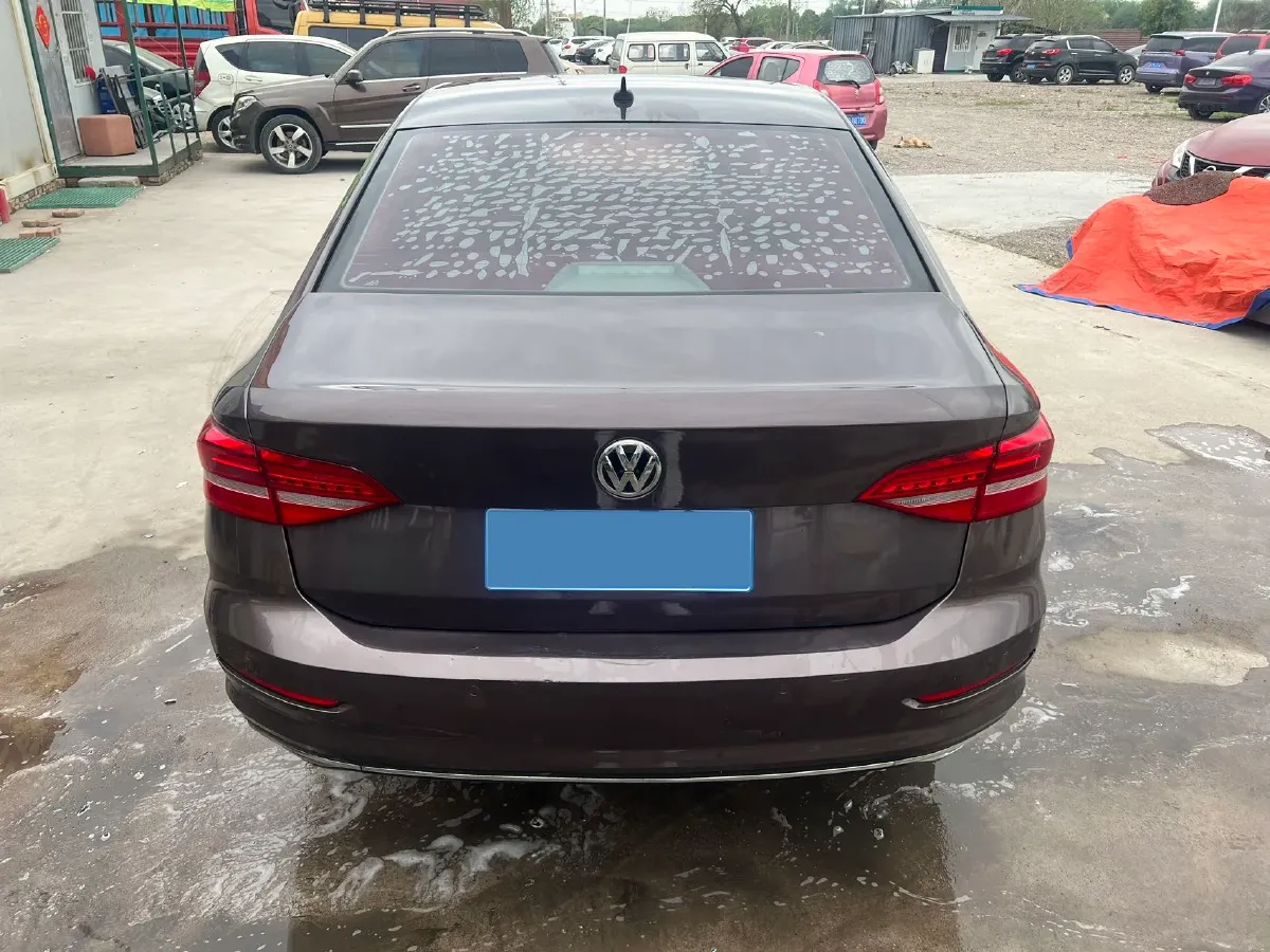 2018 Skoda Karoq 1.4T 150HP L4 7DCT,autocango,china used car exporter,china ev exporter,chinese used car exporter,chinese used ev exporter