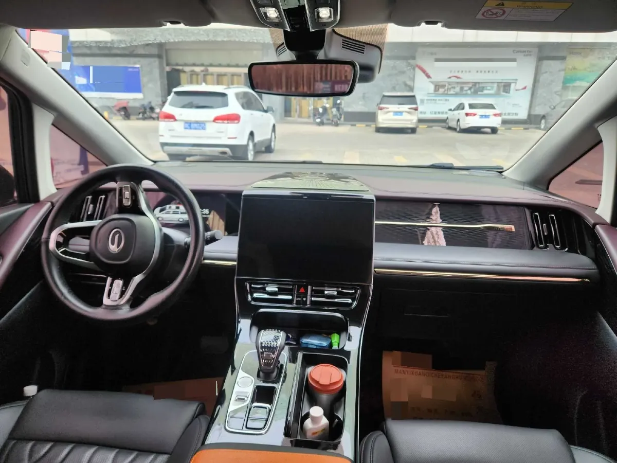 2024 GAC Trumpchi M8 2.0T 252HP L4 8AT,autocango,china used car exporter,china ev exporter,chinese used car exporter,chinese used ev exporter