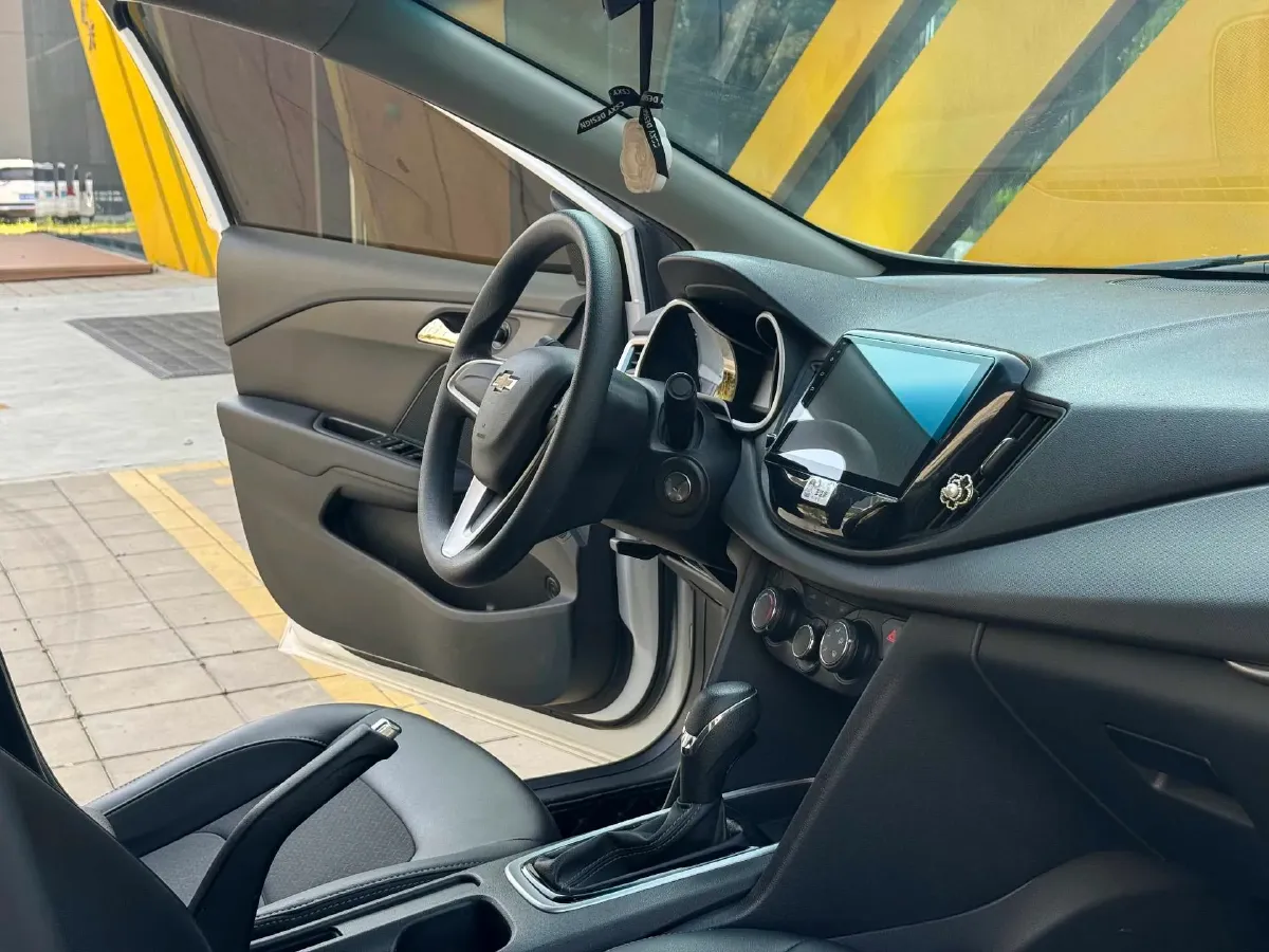 2019 Chevrolet Cavalier 1.5L 113HP L4 6AT,autocango,china used car exporter,china ev exporter,chinese used car exporter,chinese used ev exporter