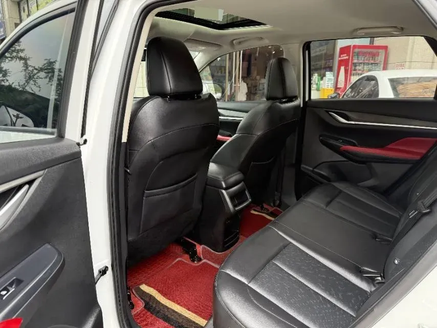 2021 ChangAn CS55 Plus 1.5T 180HP L4 6MT,autocango,china used car exporter,china ev exporter,chinese used car exporter,chinese used ev exporter