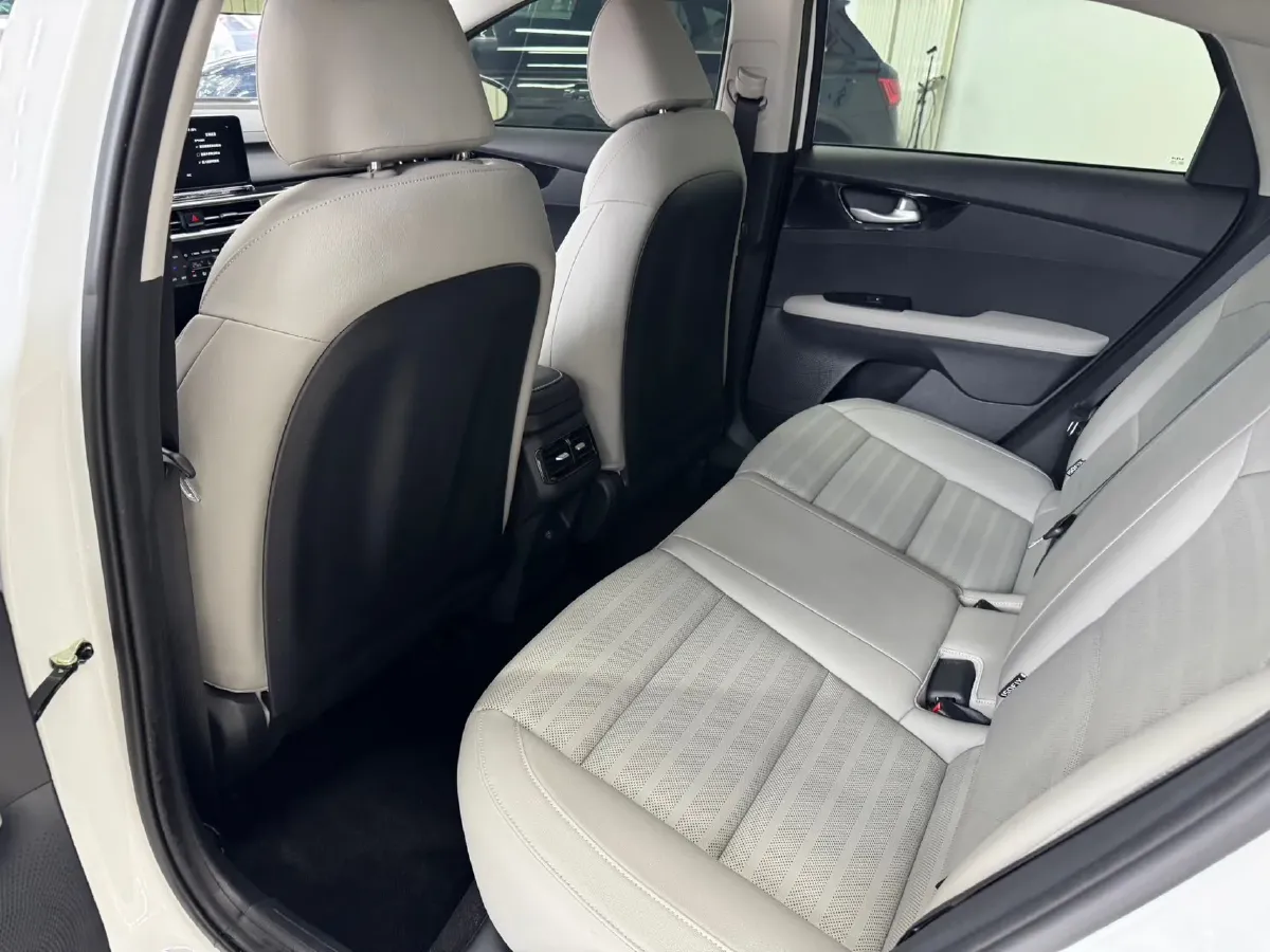 2023 Kia K3 1.5L 115HP L4 CVT,autocango,china used car exporter,china ev exporter,chinese used car exporter,chinese used ev exporter