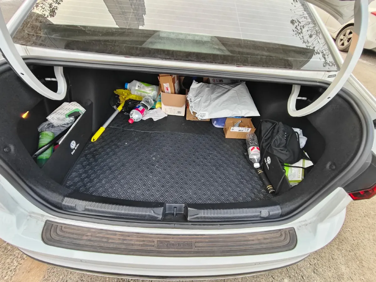 2025 Volkswagen Bora 1.2T 116HP L4 7DCT,autocango,china used car exporter,china ev exporter,chinese used car exporter,chinese used ev exporter