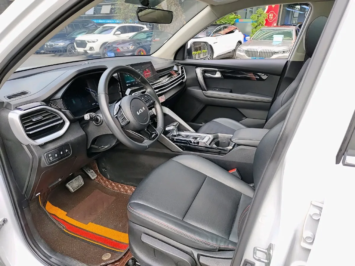 2021 Kia Sportage R 2.0L 161HP L4 6AT,autocango,china used car exporter,china ev exporter,chinese used car exporter,chinese used ev exporter