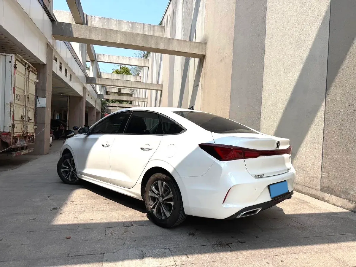 2025 ChangAn Eado 1.4T 160HP L4 7DCT,autocango,china used car exporter,china ev exporter,chinese used car exporter,chinese used ev exporter