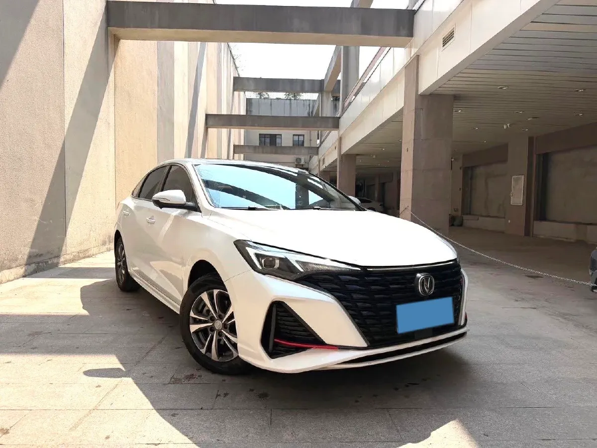 2025 ChangAn Eado 1.4T 160HP L4 7DCT,autocango,china used car exporter,china ev exporter,chinese used car exporter,chinese used ev exporter