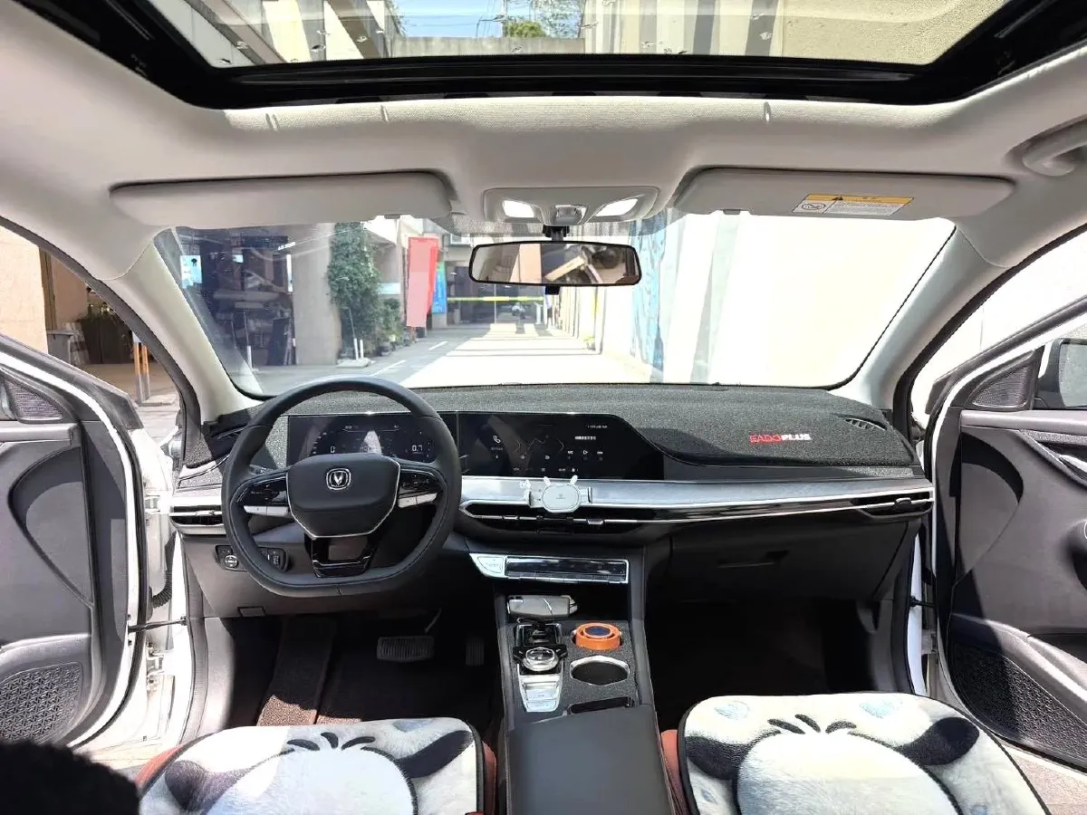 2025 ChangAn Eado 1.4T 160HP L4 7DCT,autocango,china used car exporter,china ev exporter,chinese used car exporter,chinese used ev exporter