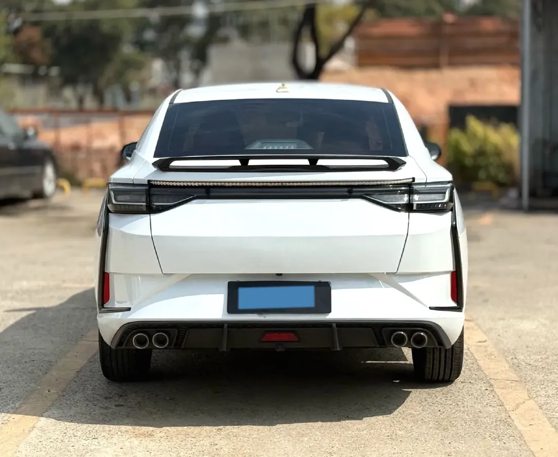 2023 DongFeng Aeolus YiXuan 1.5L 125HP L4 6DCT,autocango,china used car exporter,china ev exporter,chinese used car exporter,chinese used ev exporter