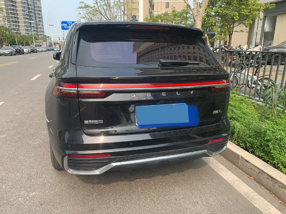 2021 Geely Monjaro 2.0T 218HP L4 7DCT,autocango,china used car exporter,china ev exporter,chinese used car exporter,chinese used ev exporter