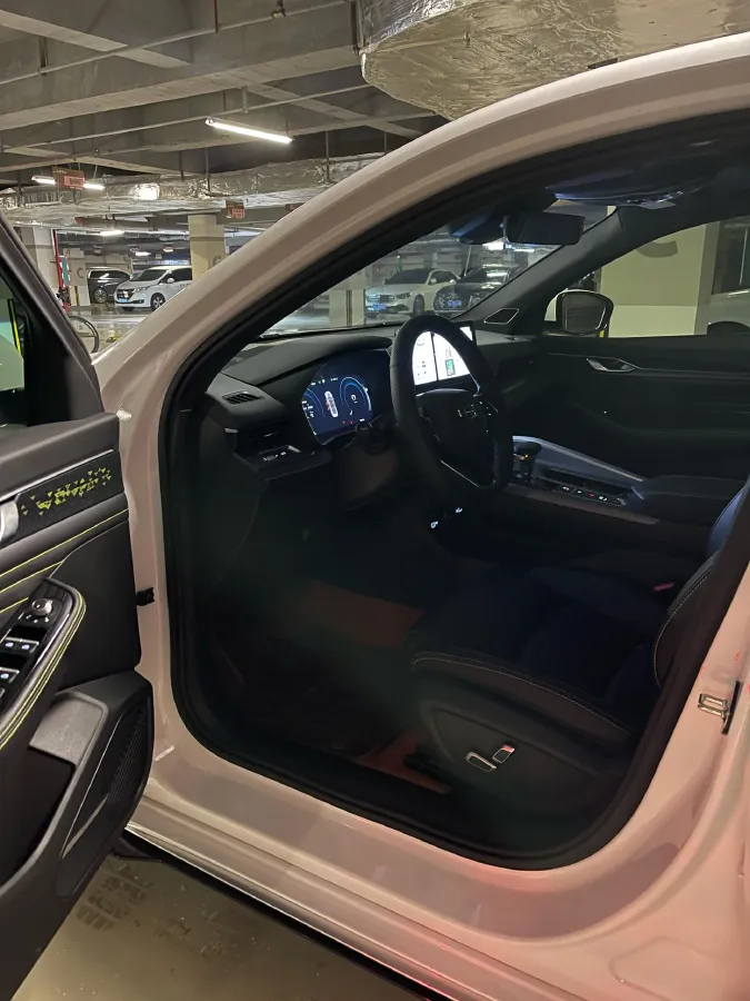 2023 Geely Preface 1.5T 181HP L4 7DCT,autocango,china used car exporter,china ev exporter,chinese used car exporter,chinese used ev exporter