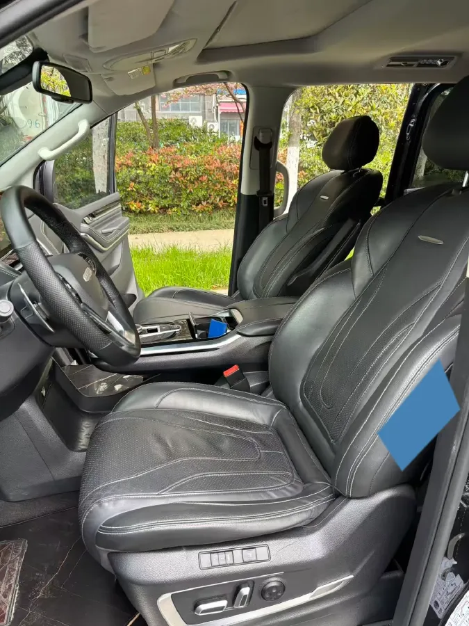 2021 MAXUS G20 2.0T 224HP L4 8AT,autocango,china used car exporter,china ev exporter,chinese used car exporter,chinese used ev exporter