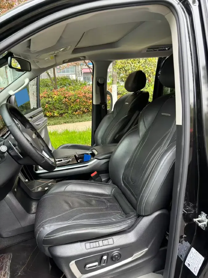 2021 MAXUS G20 2.0T 224HP L4 8AT,autocango,china used car exporter,china ev exporter,chinese used car exporter,chinese used ev exporter