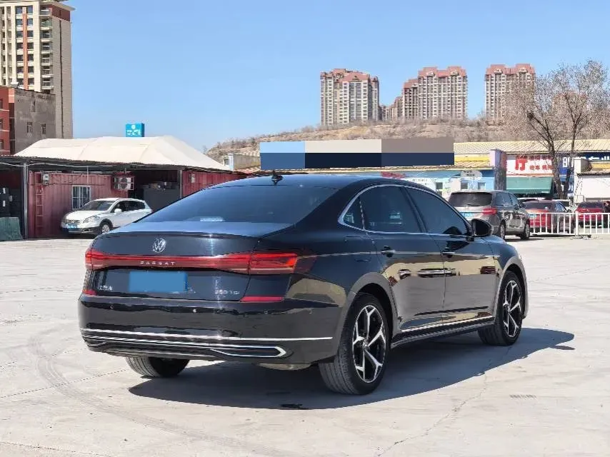 2024 Volkswagen Passat 2.0T 220HP L4 7DCT,autocango,china used car exporter,china ev exporter,chinese used car exporter,chinese used ev exporter