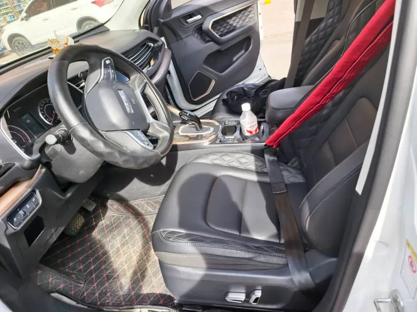 2021 Haval H6 1.5T 169HP L4 7DCT,autocango,china used car exporter,china ev exporter,chinese used car exporter,chinese used ev exporter