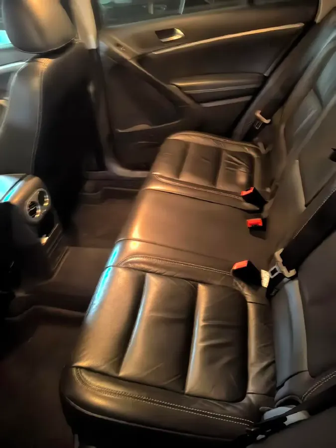 2016 Volkswagen Tiguan 1.8T 160HP L4 6AT,autocango,china used car exporter,china ev exporter,chinese used car exporter,chinese used ev exporter