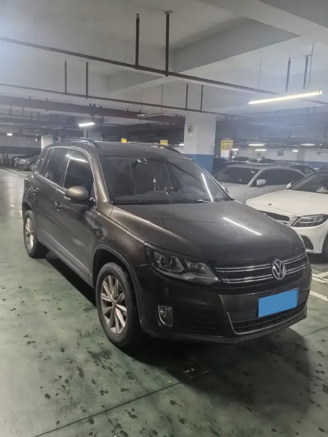 2016 Volkswagen Tiguan 1.8T 160HP L4 6AT,autocango,china used car exporter,china ev exporter,chinese used car exporter,chinese used ev exporter