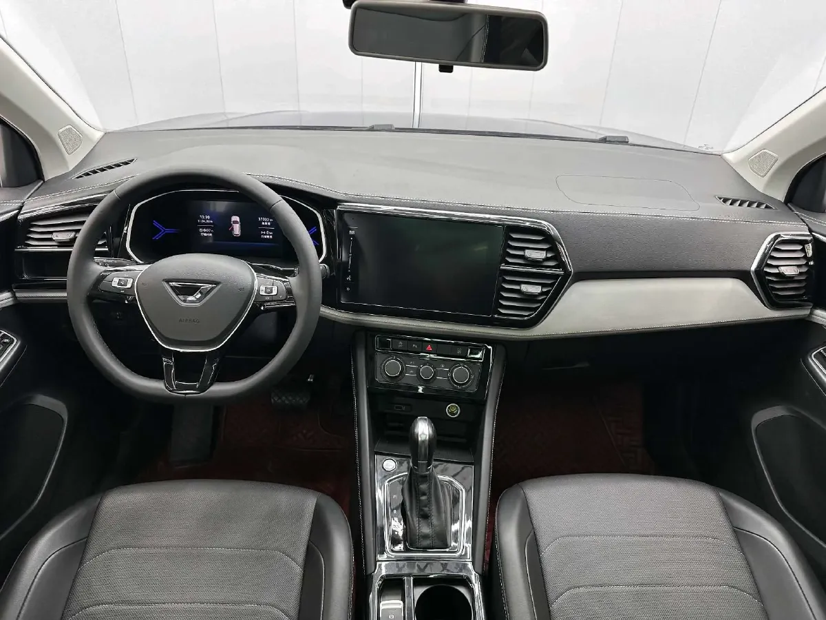 2022 Jetta VS7 1.4T 150HP L4 6AT,autocango,china used car exporter,china ev exporter,chinese used car exporter,chinese used ev exporter