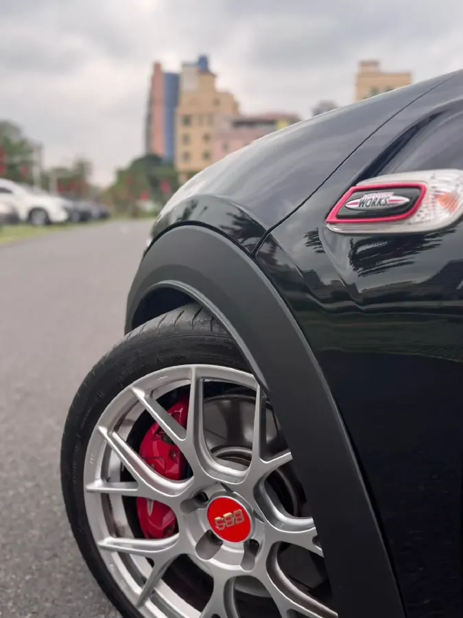 2020 MINI JCW 2.0T 231HP L4 8AT,autocango,china used car exporter,china ev exporter,chinese used car exporter,chinese used ev exporter