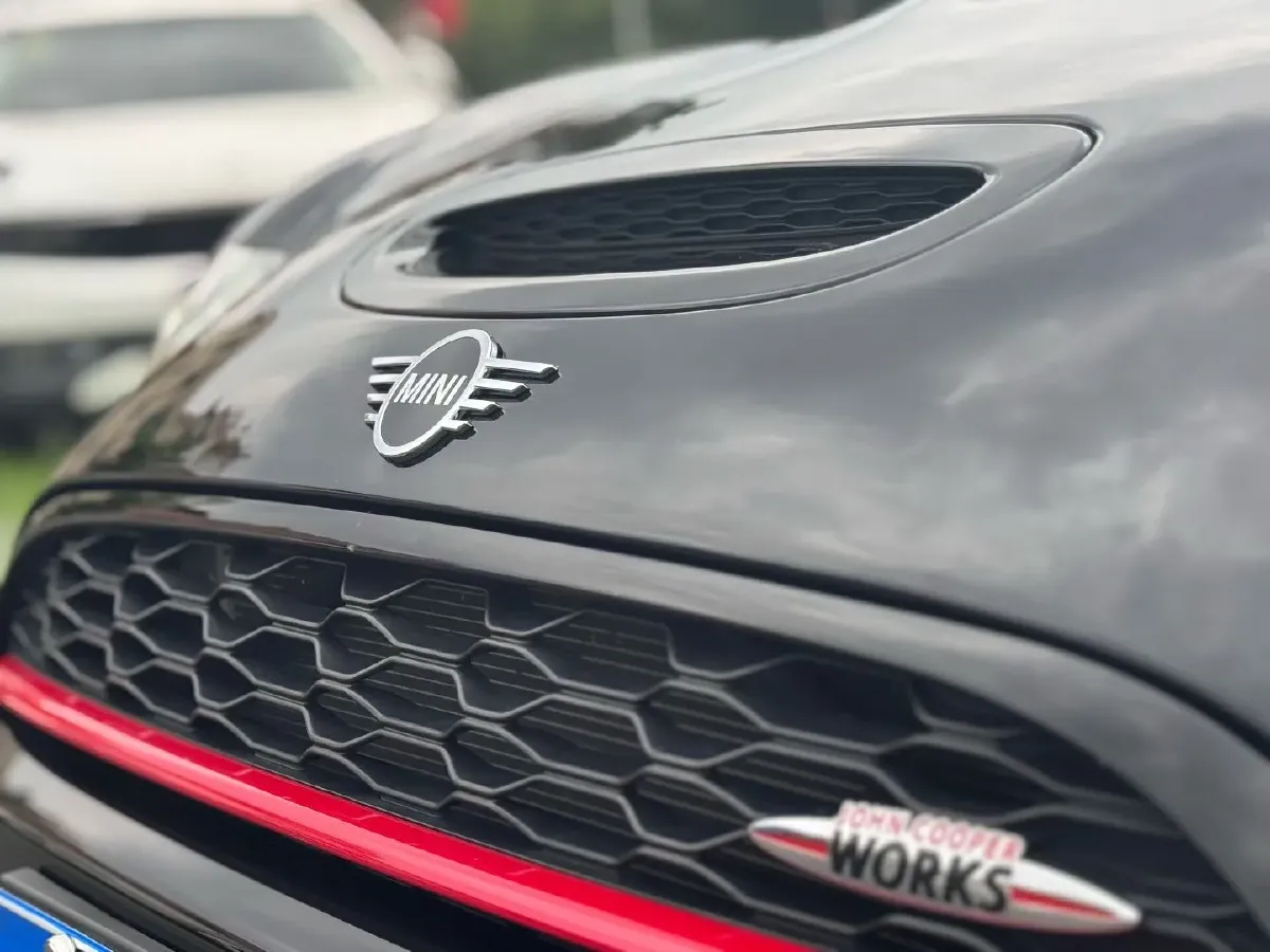 2020 MINI JCW 2.0T 231HP L4 8AT,autocango,china used car exporter,china ev exporter,chinese used car exporter,chinese used ev exporter