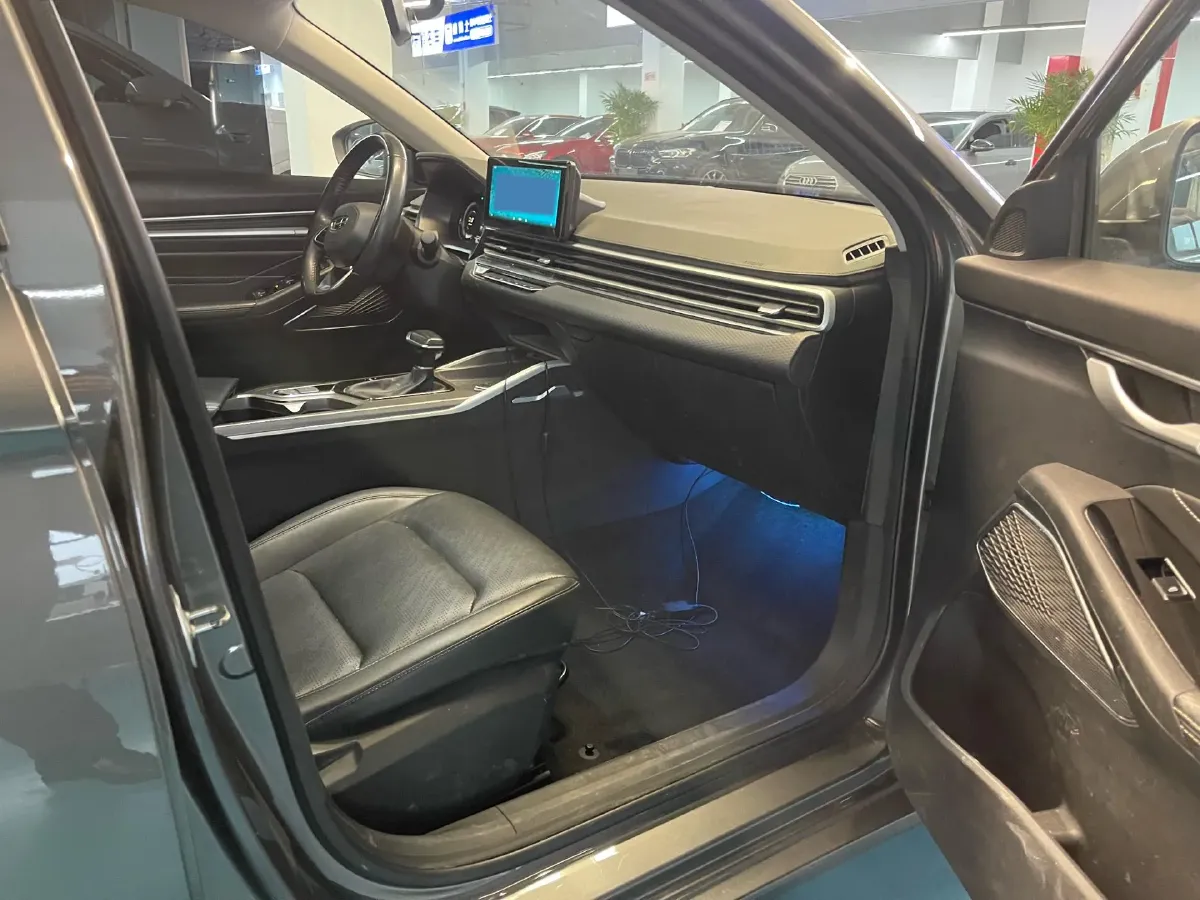 2022 Geely Emgrand 1.5L 114HP L4 CVT,autocango,china used car exporter,china ev exporter,chinese used car exporter,chinese used ev exporter