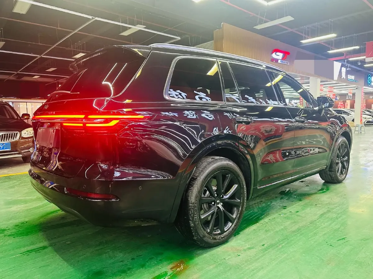 2021 Li ONE Range Extended 131HP REEV 40.5KWH,autocango,china used car exporter,china ev exporter,chinese used car exporter,chinese used ev exporter