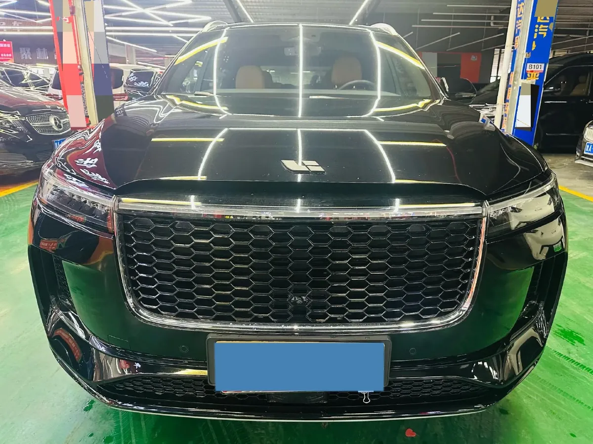 2021 Li ONE Range Extended 131HP REEV 40.5KWH,autocango,china used car exporter,china ev exporter,chinese used car exporter,chinese used ev exporter
