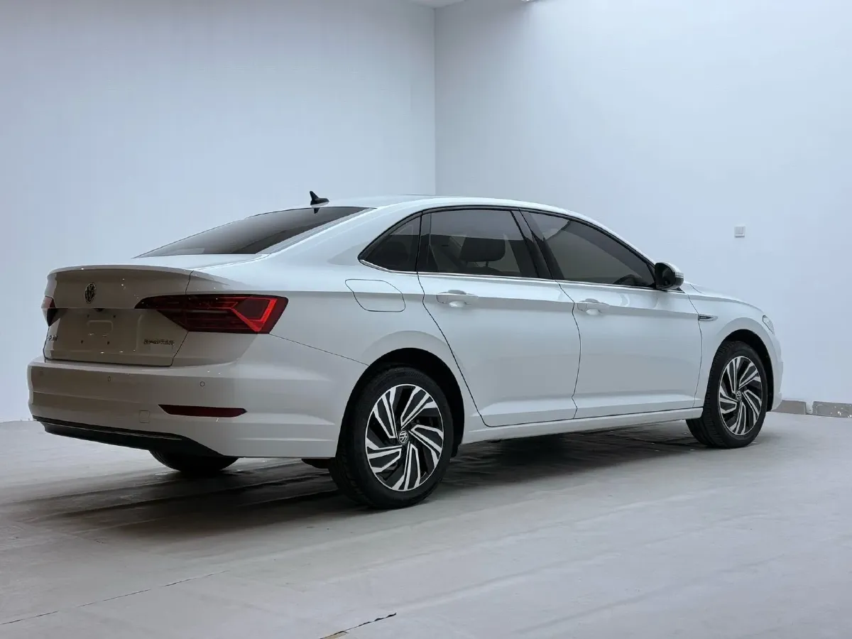 2022 Volkswagen Sagitar 1.2T 116HP L4 7DCT,autocango,china used car exporter,china ev exporter,chinese used car exporter,chinese used ev exporter